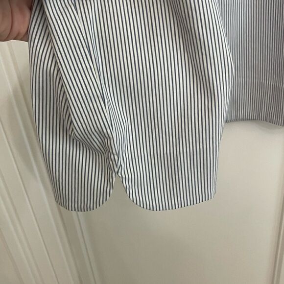 S.C.& CO. Women’s Stripe Tummy Control Capri Pants Size 10 - Picture 6 of 10